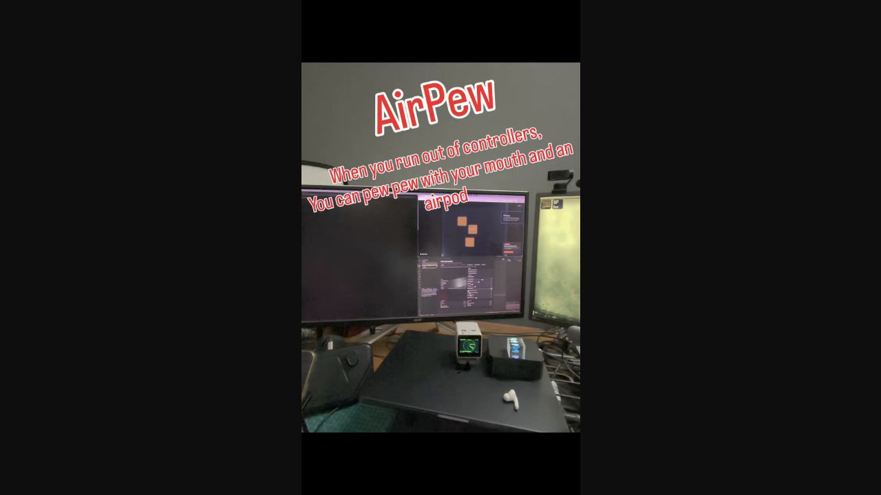 Playing a browser game with AirPew and AirPods